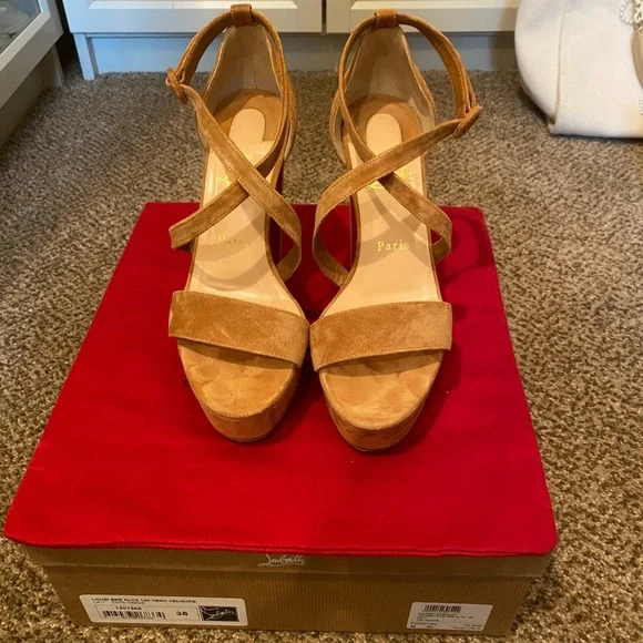 Christian Louboutin Louboutin Bee suede 38 - Picture 7 of 14